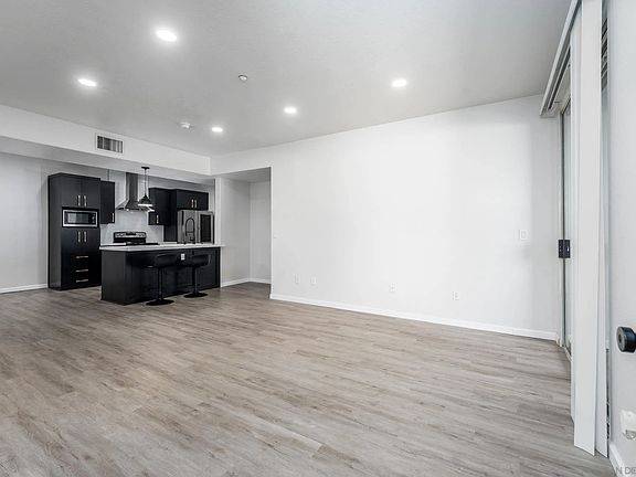 4th image of 24909 Madison Ave Unit 522