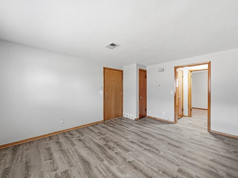 5430 Ervin St #3