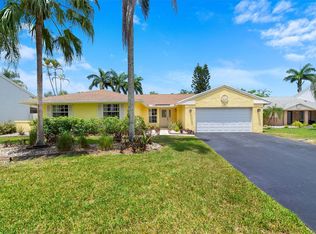 1211 White Stone Way, Davie, FL 33325
