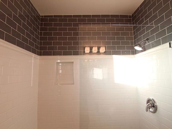 2nd image of 8665 Pickford St APT 10