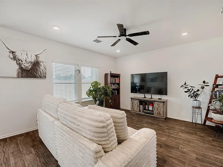 18517 Cremello Dr #A — Photo 11