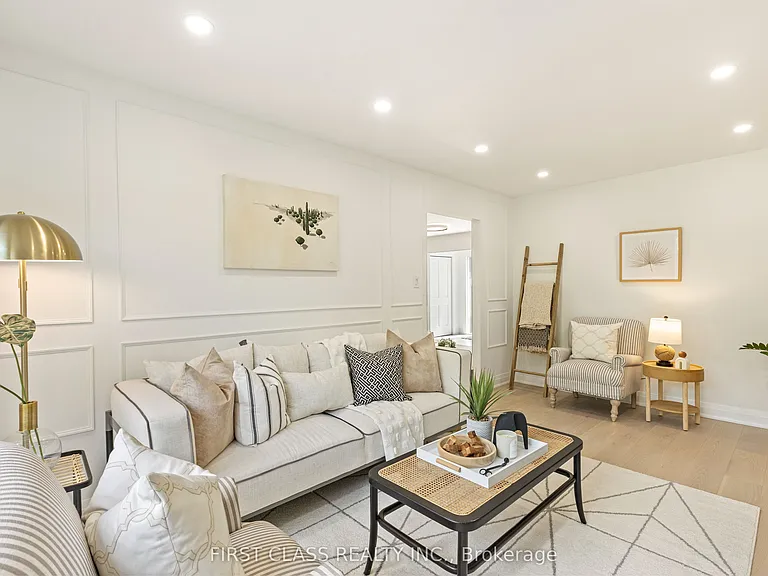 679 Village Pkwy — Photo 16