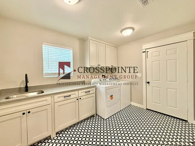 11142 County Road 4103 — Photo 12