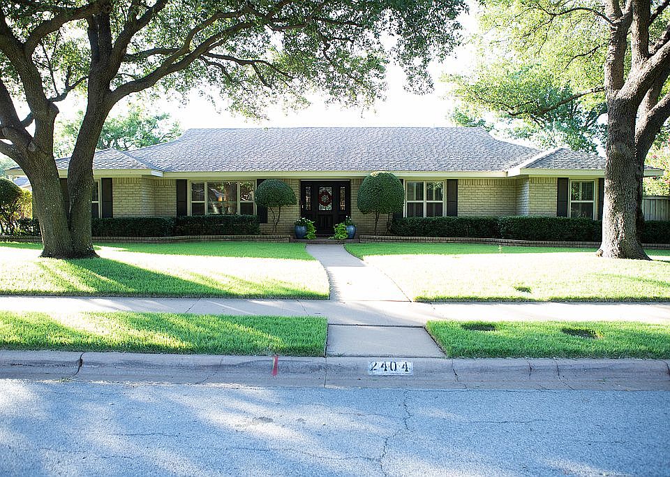 1st image of 2404 Essex Dr
