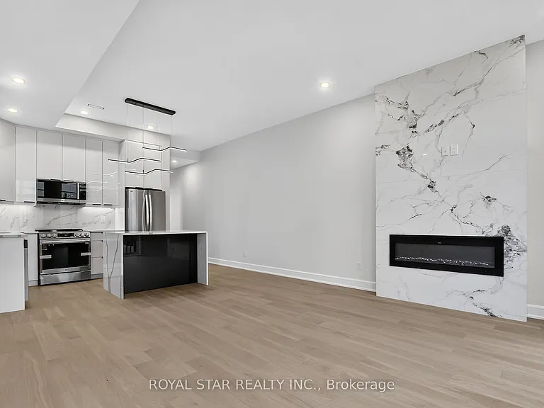 526 Mutual St #A — Photo 9