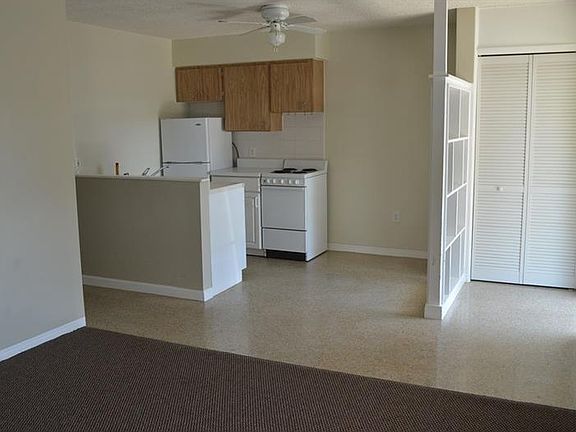 3rd image of 7317 46th Ave N APT 2
