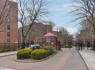 15030 71st Ave, Kew Gardens Hills, NY 11367