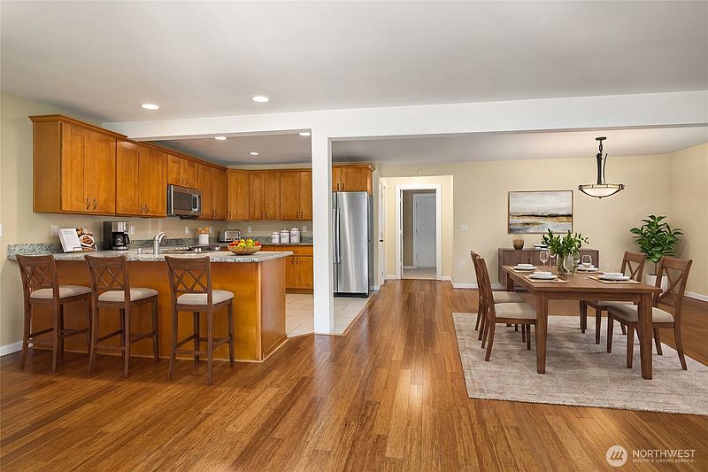 2nd image of 10217 148th Avenue SE