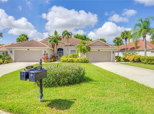 8482 Bent Creek Way, Naples, FL 34114