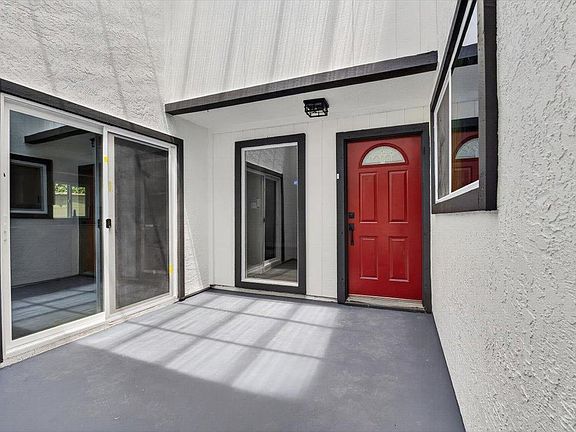 5th image of 2235 S Whitney Blvd