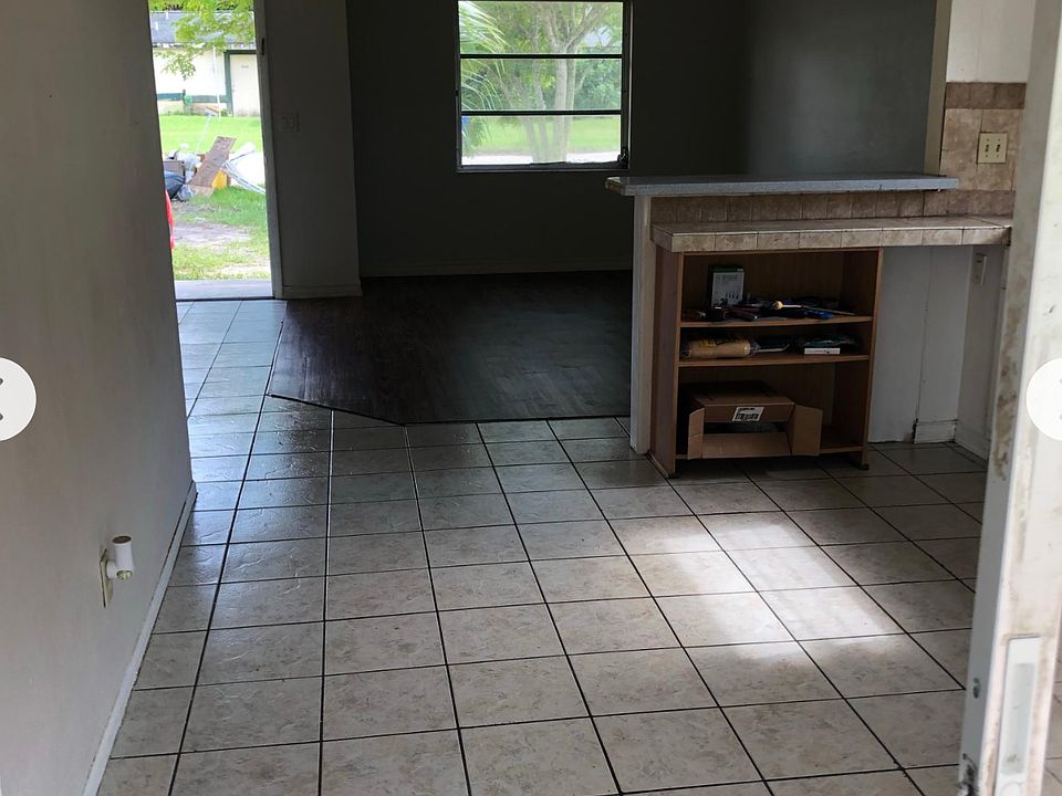 1st image of 2107 Eloise Cir #1