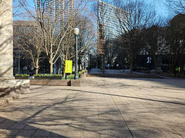 300 Peachtree St NE APT 12D, Atlanta, GA 30308