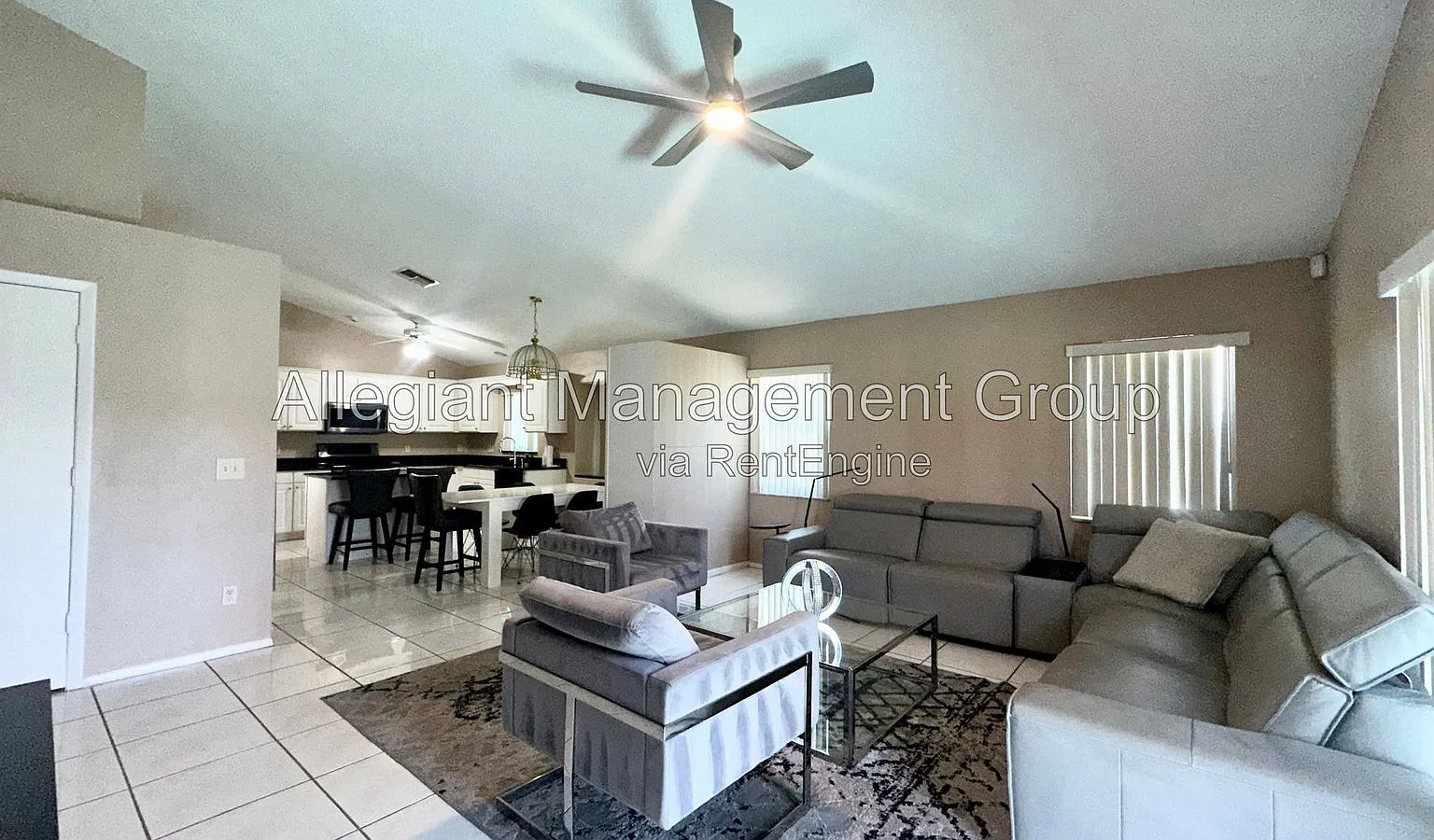 4 bed, 2.0 bath, 2354 sqft, $2,399 — Photo 4