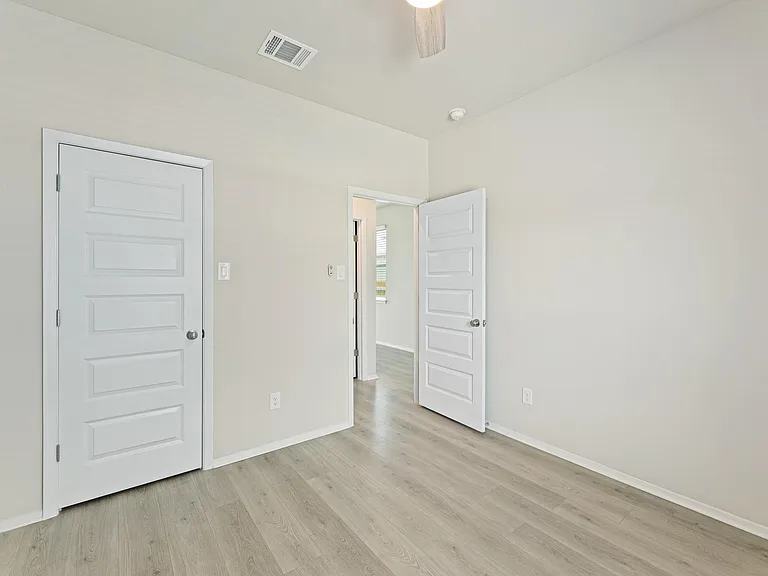 310 Rimrock Ct — Photo 26