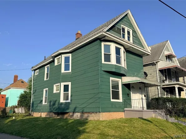 63 Hartman Pl, Buffalo, NY 14207