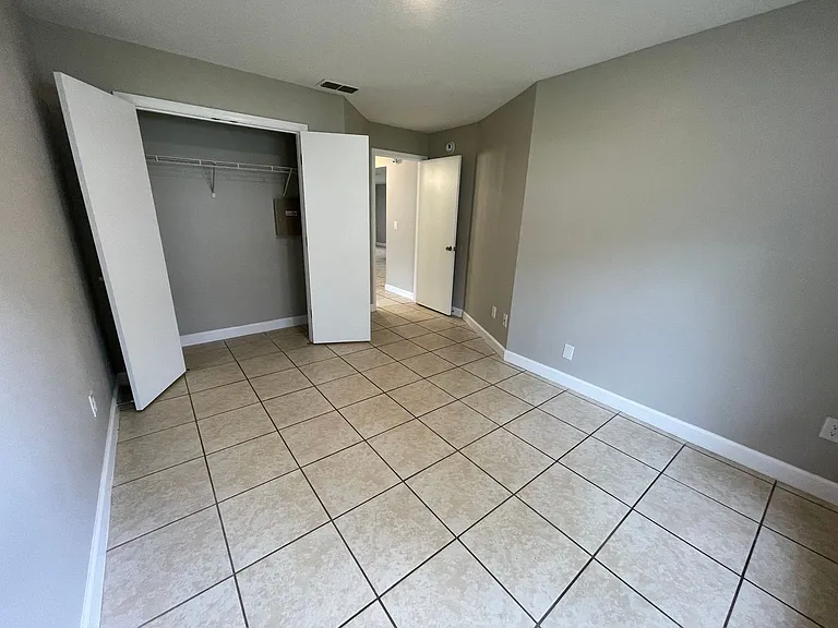 2608 Icabod Ct — Photo 7