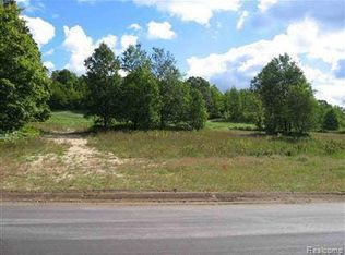 36 Sparrow Hawk Dr, Bellaire, MI 49615