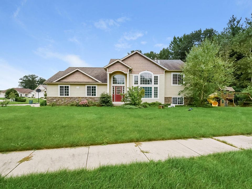 1st image of 1290 Hillbrook Ct NE