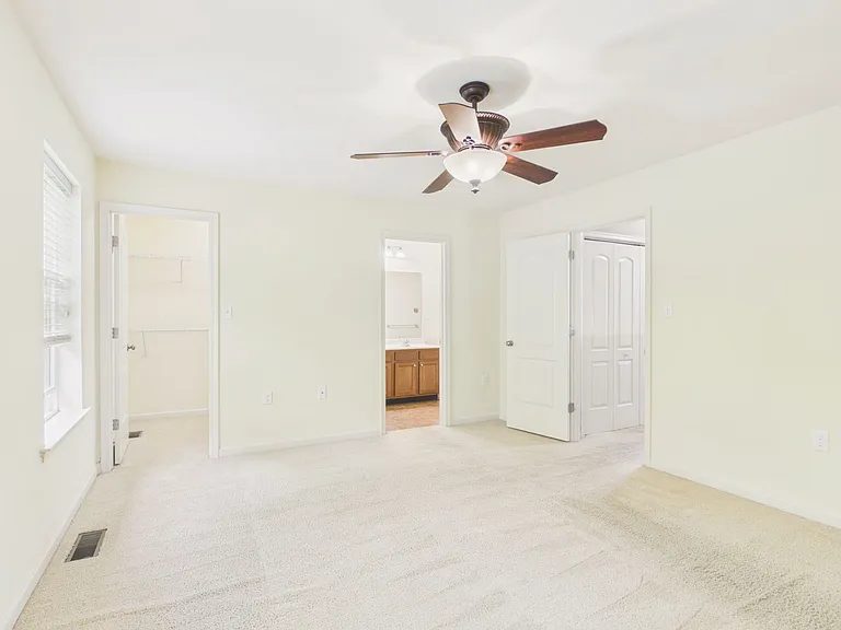 117 Mapleton Blvd — Photo 14