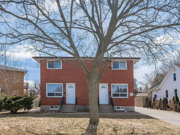 133 Pollock Ave Unit 3, Cambridge, ON N1R 2C2