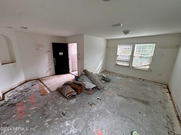 3rd image of 3452 BRADLEY CREEK Parkway