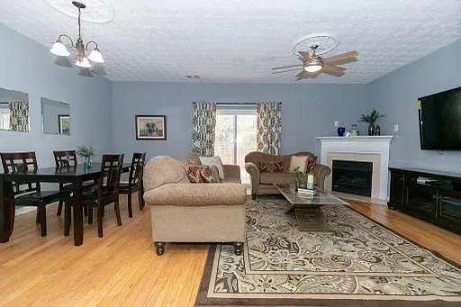 2023 Austin Park Cir — Photo 26