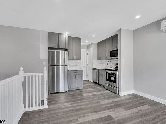 2nd image of 1300 Fulton St APT 8