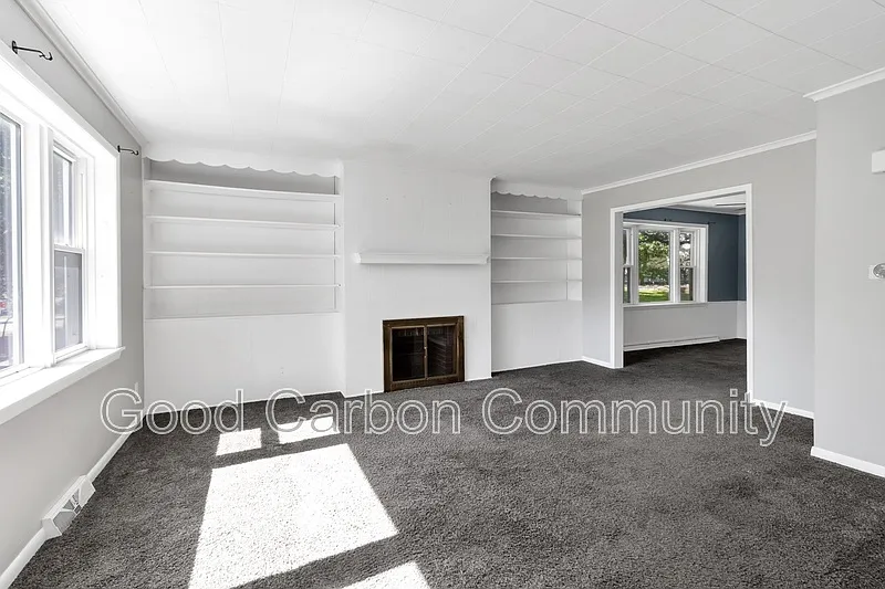 3 bed, 1.0 bath, $1,395 — Photo 4