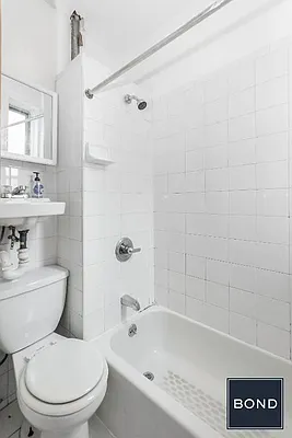 Rented by Bond New York | media 46