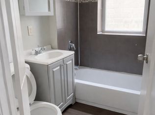 8 Monticello Ave APT 3, Newark, NJ 07106