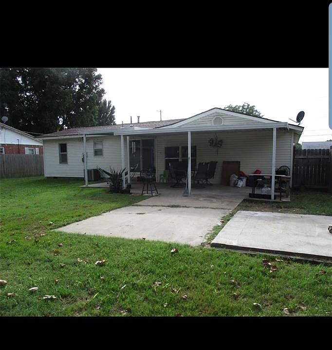1st image of 302 N J St