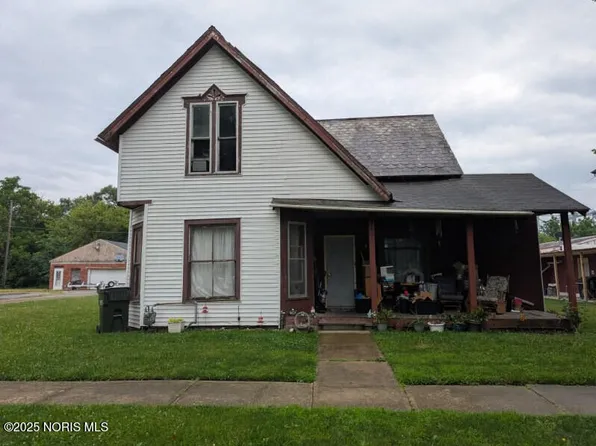 461 W Tiffin St, Fostoria, OH 44830