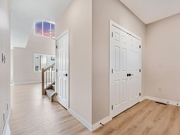 5th image of 4647 17th Ave SW