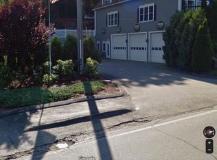 24 Pommogussett Rd, Rutland, MA 01543