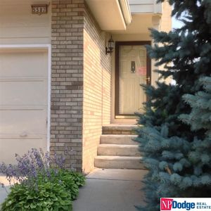5587 Walnut St, Omaha, NE, 68106