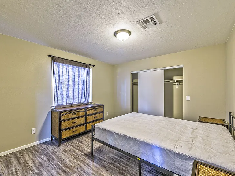 6617 W Tropicana Ave #101 — Photo 13