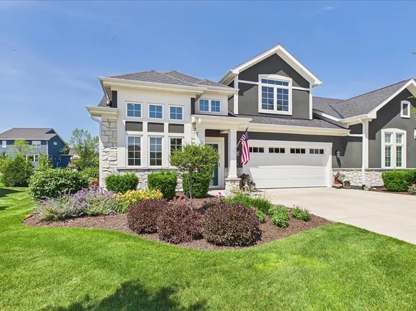 4745 S Cottage Ln, Pleasant Prairie, WI 53158
