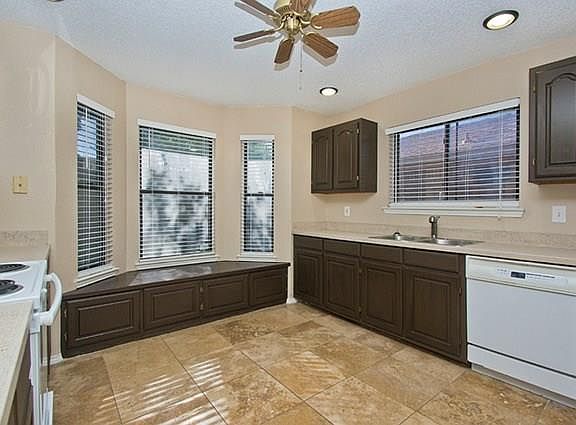 3rd image of 1213 Princeton Pl