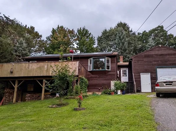 88 Bell St, North Brookfield, MA 01535