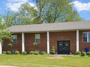 712 Montgomery Hill Rd, Walker, WV 26180