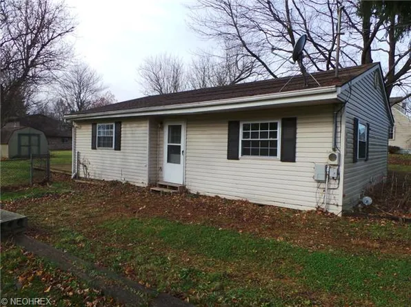 4856 Harding Ave, Ravenna, OH 44266
