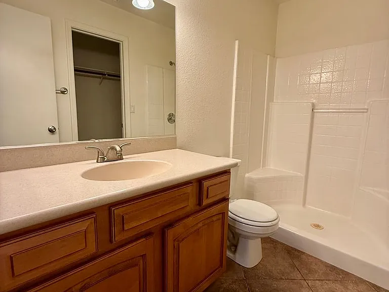 1331 Wapati Dr — Photo 9