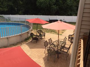 715 Delanco Rd, Edgewater Park, NJ 08010