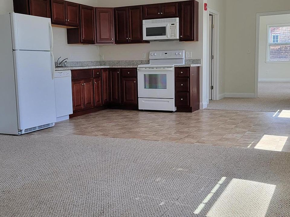 Kitchen/living from entrence