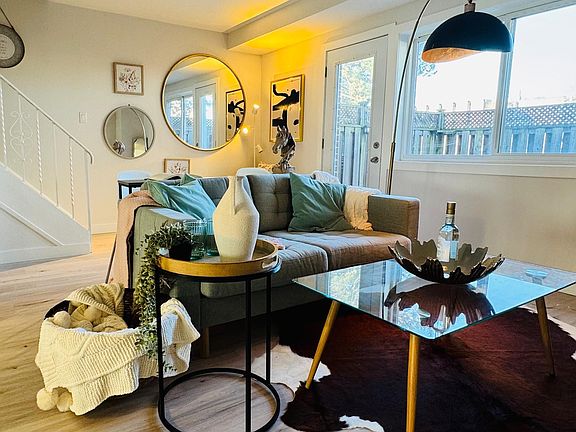 5th image of 67 Godstone Rd #121