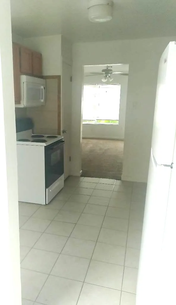 2 bed, 727 sqft, $650 — Photo 4