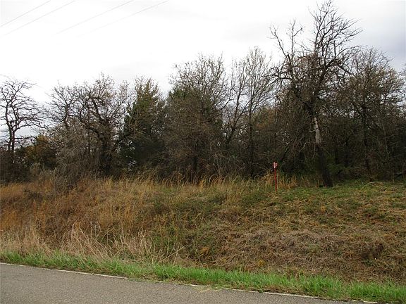 5th image of SE 74th St