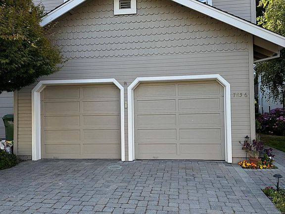 2 car garage with parking in driveway