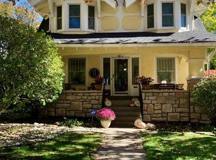 5845 Central St, Kansas City, MO 64113
