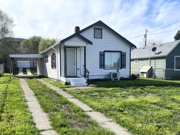 2220 E 12th St, The Dalles, OR 97058